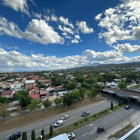 Thomas Two Bedroom Apartment-private Parking *