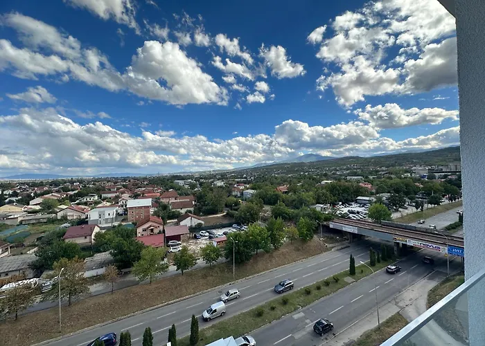 Thomas Two Bedroom Apartment-private Parking *