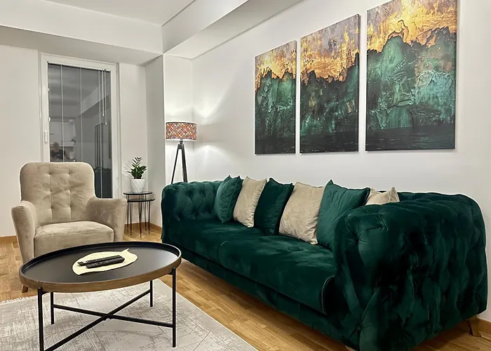 Thomas Two Bedroom Apartment-private Parking Apartmán