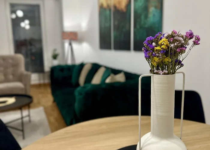 Thomas Two Bedroom Apartment-private Parking Apartmán Skopje